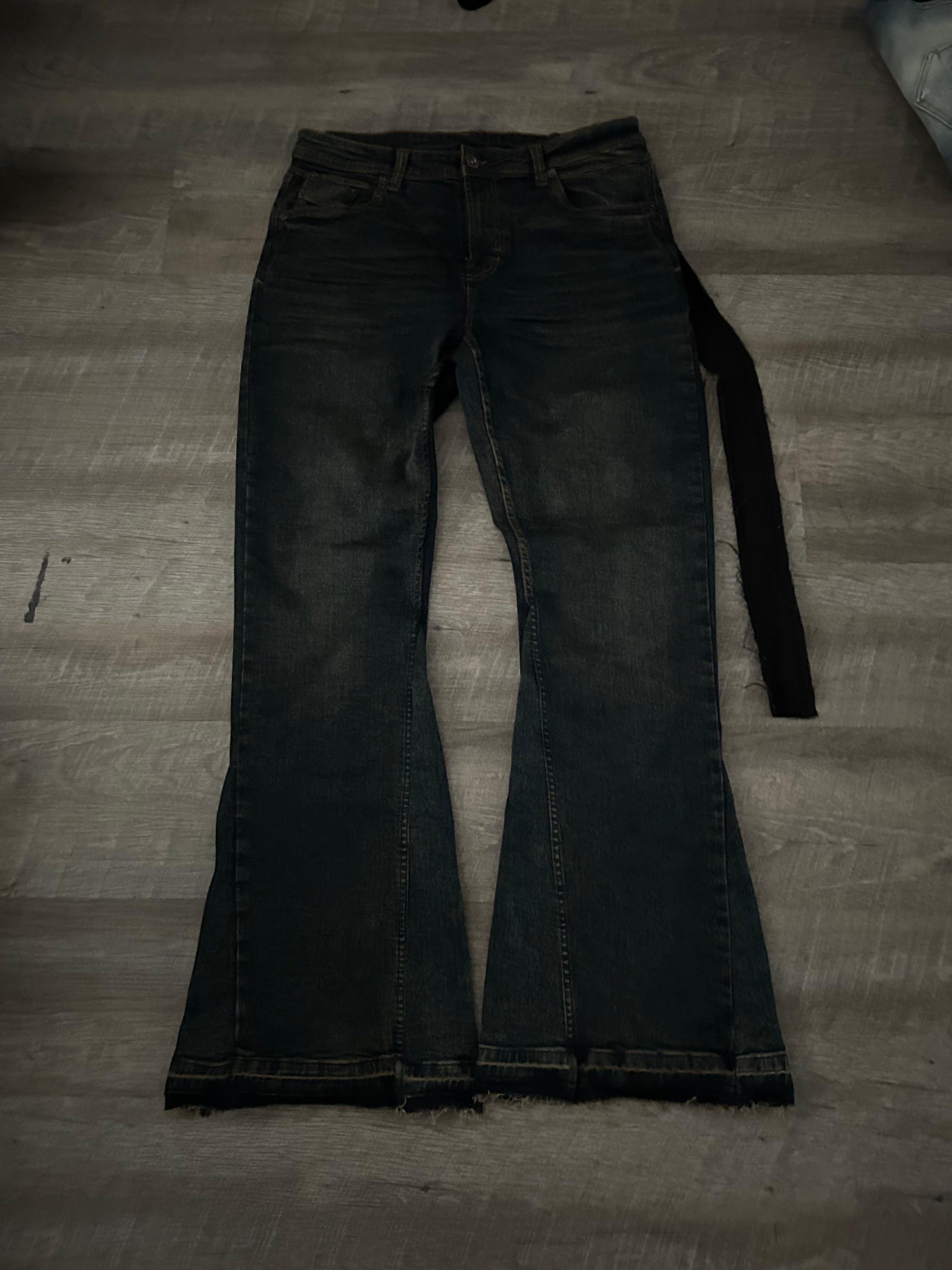 Dark Mud-Wash Flared Jeans