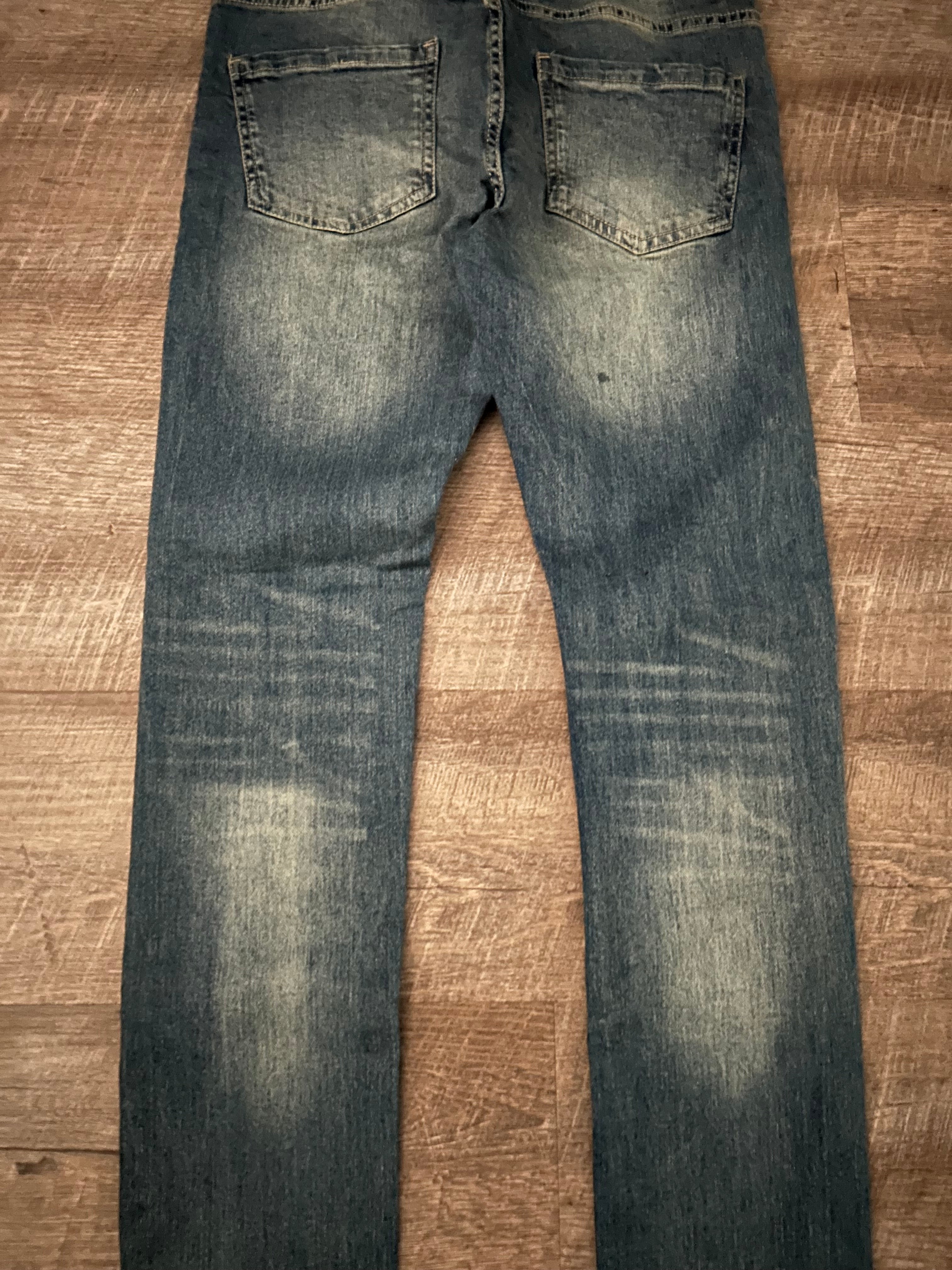 Light Wash Skinny Jeans